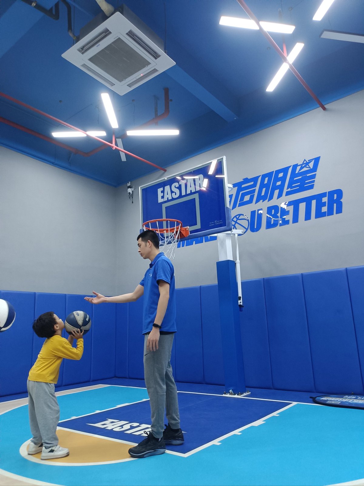 如何利用智能娱乐设备创建有趣的篮球训练挑战_1